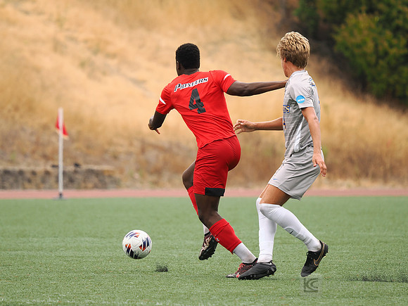 Men’s Soccer: Cal State East Bay Pioneers vs St. Mary’s