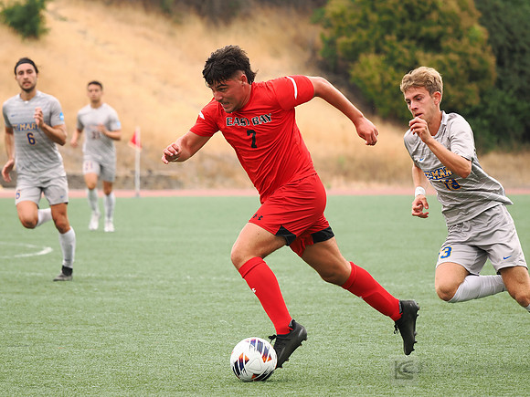 Men’s Soccer: Cal State East Bay Pioneers vs St. Mary’s