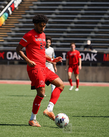 Men’s Soccer: Cal State East Bay Pioneers vs St. Mary’s