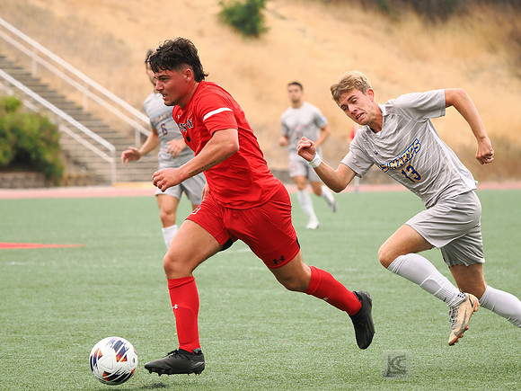 Men’s Soccer: Cal State East Bay Pioneers vs St. Mary’s