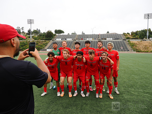 Men’s Soccer: Cal State East Bay Pioneers vs St. Mary’s
