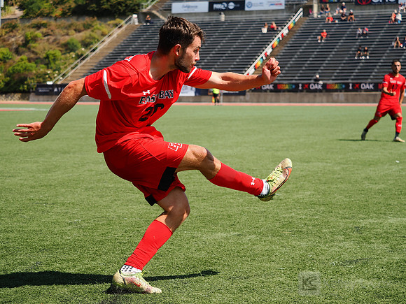 Men’s Soccer: Cal State East Bay Pioneers vs St. Mary’s