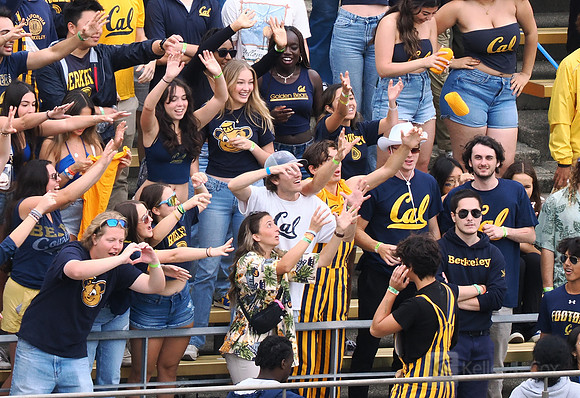 T-Shirt Toss