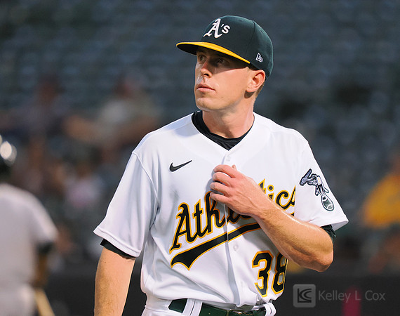 MLB: Chicago White Sox at Oakland Athletics
