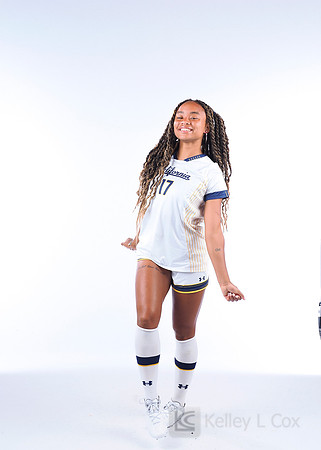 Anysa Gray (17)