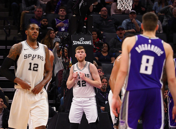 NBA: San Antonio Spurs at Sacramento Kings