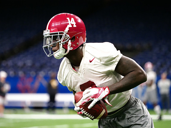 Alabama Crimson Tide wide receiver Tyrell Shavers (14)