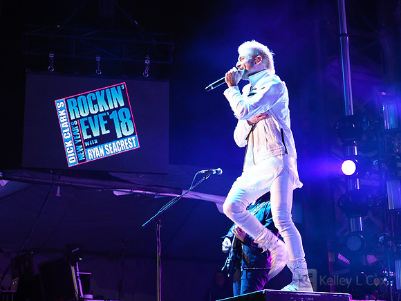 Walk the Moon, Nicholas Petricca