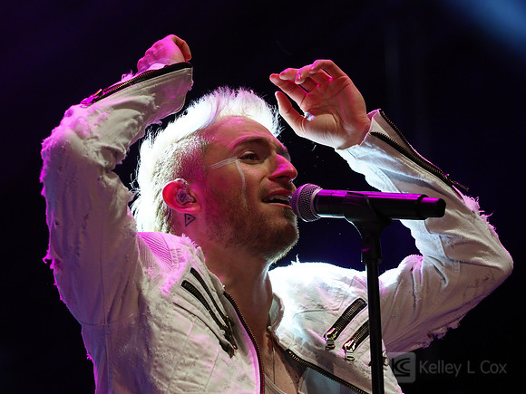 Walk the Moon, Nicholas Petricca