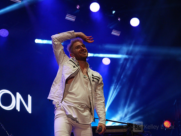 Walk the Moon, Nicholas Petricca