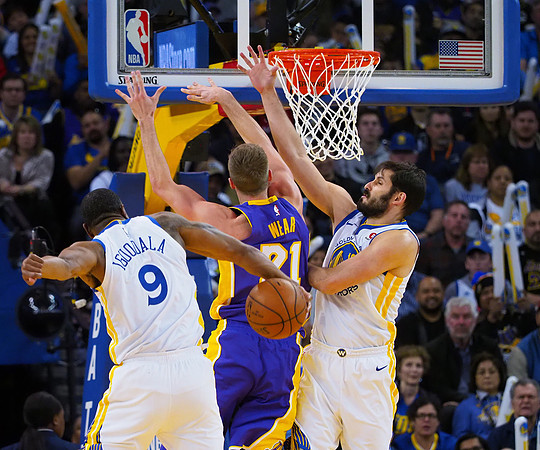 NBA: Los Angeles Lakers at Golden State Warriors