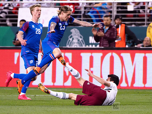 Soccer: Mexico vs Iceland