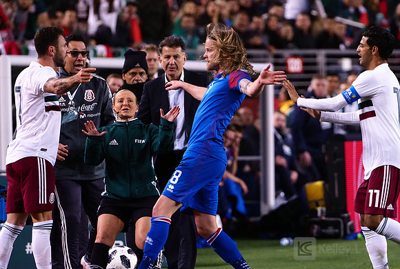 Soccer: Mexico vs Iceland