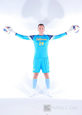 Collin Travasos (24)