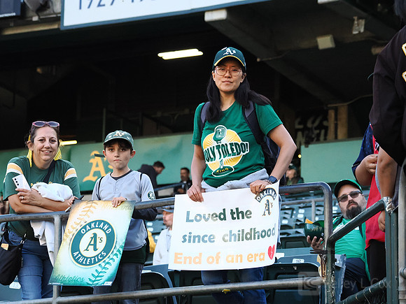 MLB: Texas Rangers at Oakland Athletics