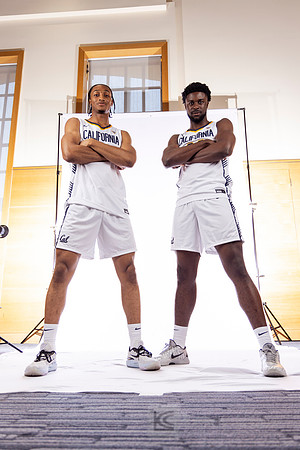 Grant Newell (14), ND Okafor (22)