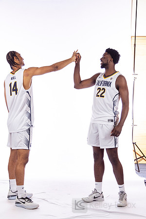 Grant Newell (14), ND Okafor (22)