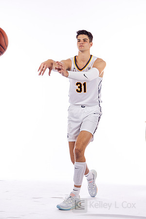 Gus Larson (31)