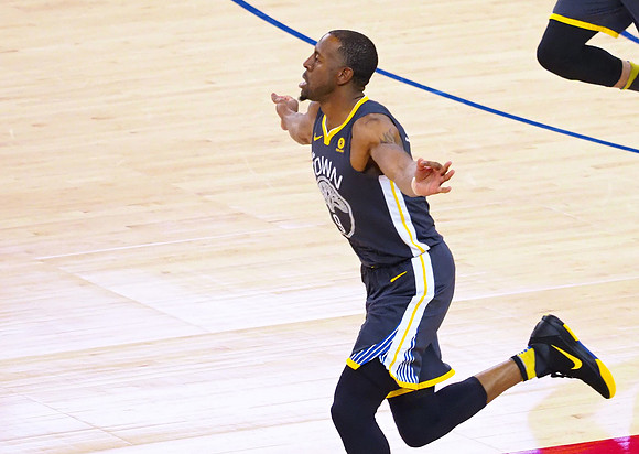 NBA: Playoffs-San Antonio Spurs at Golden State Warriors