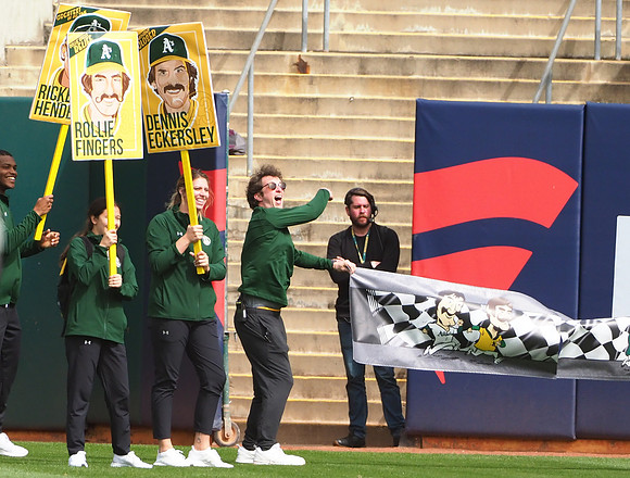 MLB: Chicago White Sox at Oakland Athletics