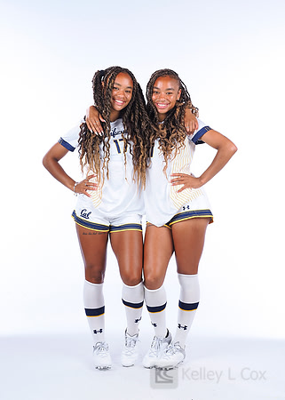 Anysa Gray (17), Amaya Gray (11)