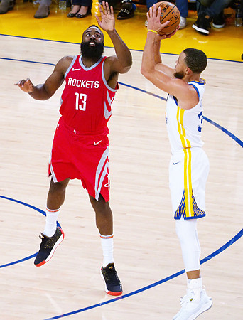 NBA: Playoffs-Houston Rockets at Golden State Warriors