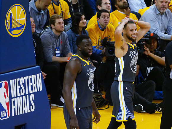 NBA: Playoffs-Houston Rockets at Golden State Warriors