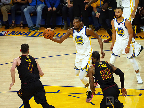 NBA: Finals-Cleveland Cavaliers at Golden State Warriors