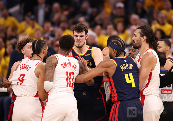 NBA: Playoffs-Houston Rockets at Golden State Warriors