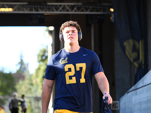 Cade Uluave (27)