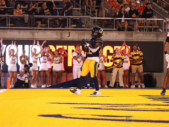 Isaiah Ifanse (22)