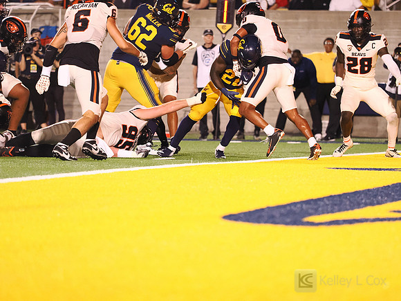 Isaiah Ifanse (22)