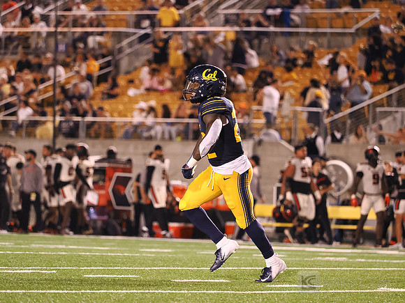 Isaiah Ifanse (22)
