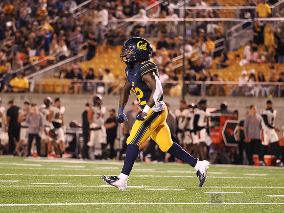 Isaiah Ifanse (22)