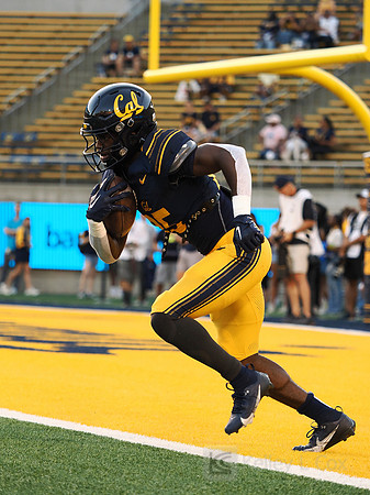 Jaivian Thomas (25)