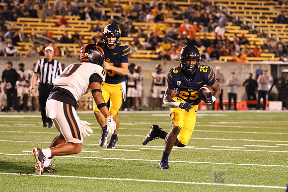 Jaivian Thomas (25)