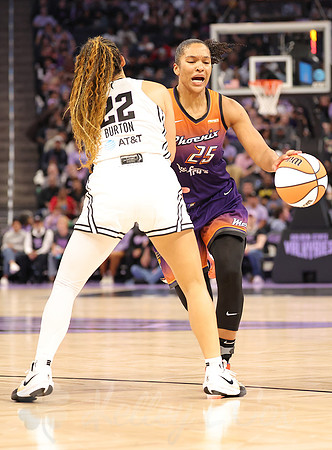 WNBA: Phoenix Mercury at Golden State Valkyries