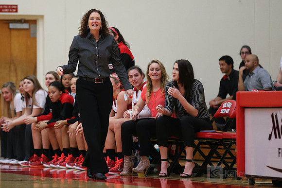 Cal State East Bay Pioneers head coach Suzy Barcomb