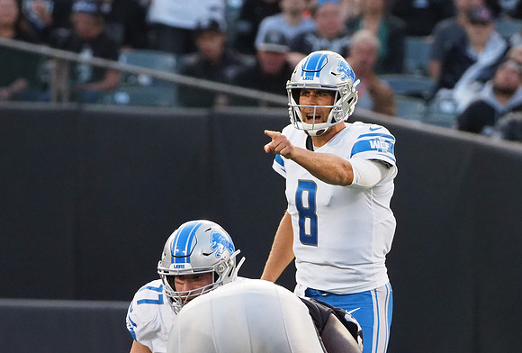 NFL: Detroit Lions at Oakland Raiders