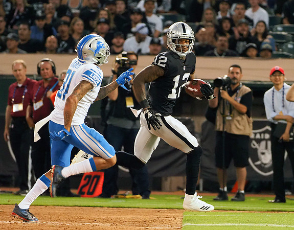 NFL: Detroit Lions at Oakland Raiders