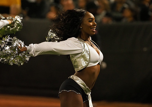 NFL: Detroit Lions at Oakland Raiders