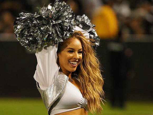 NFL: Detroit Lions at Oakland Raiders