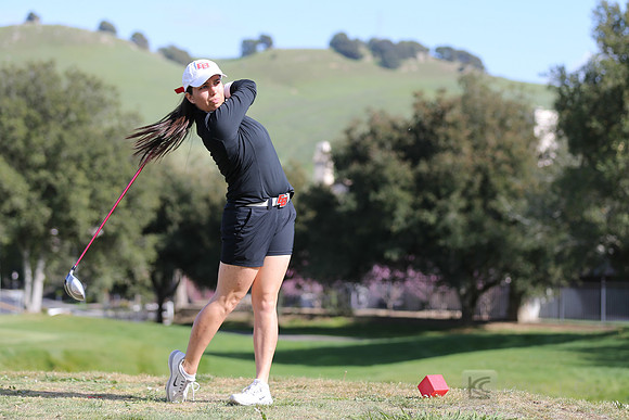 CSUEB Womens Golf