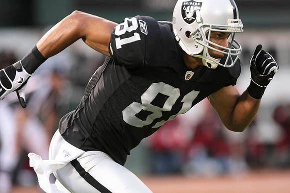 NFL: Preseason-Arizona Cardinals at Oakland Raiders