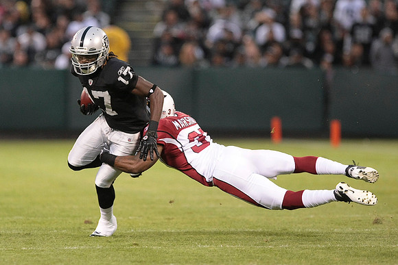 NFL: Preseason-Arizona Cardinals at Oakland Raiders