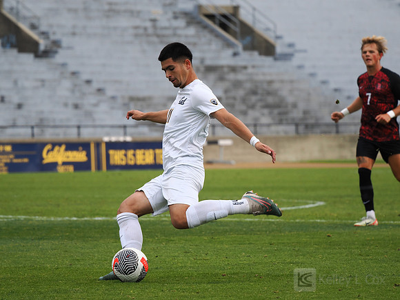 Adrian Guzman (11)