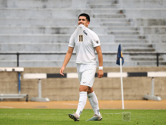 Adrian Guzman (11)