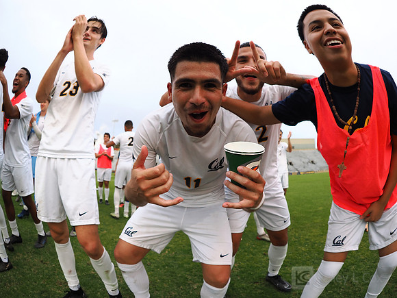 Adrian Guzman (11)