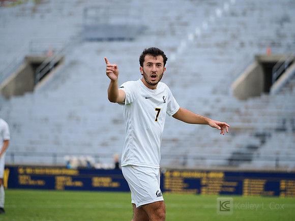 Evan Davila (7)