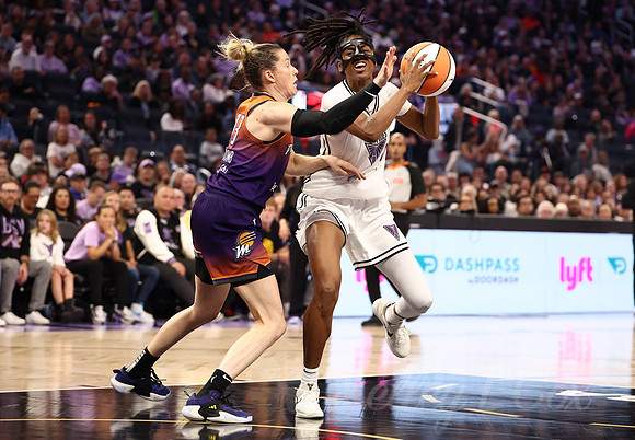WNBA: Phoenix Mercury at Golden State Valkyries